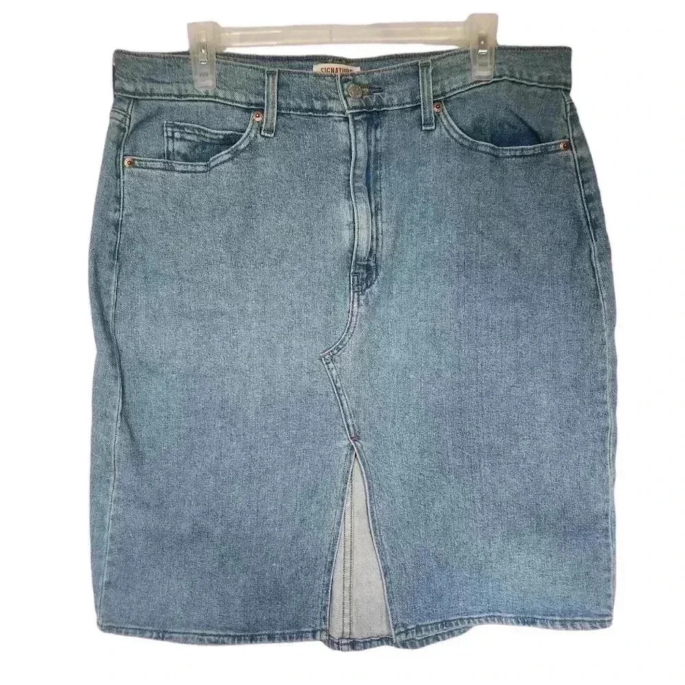 Signature by Levi Strauss & Co. Light Wash Denim Skirt Size 14 - Picture 2 of 15